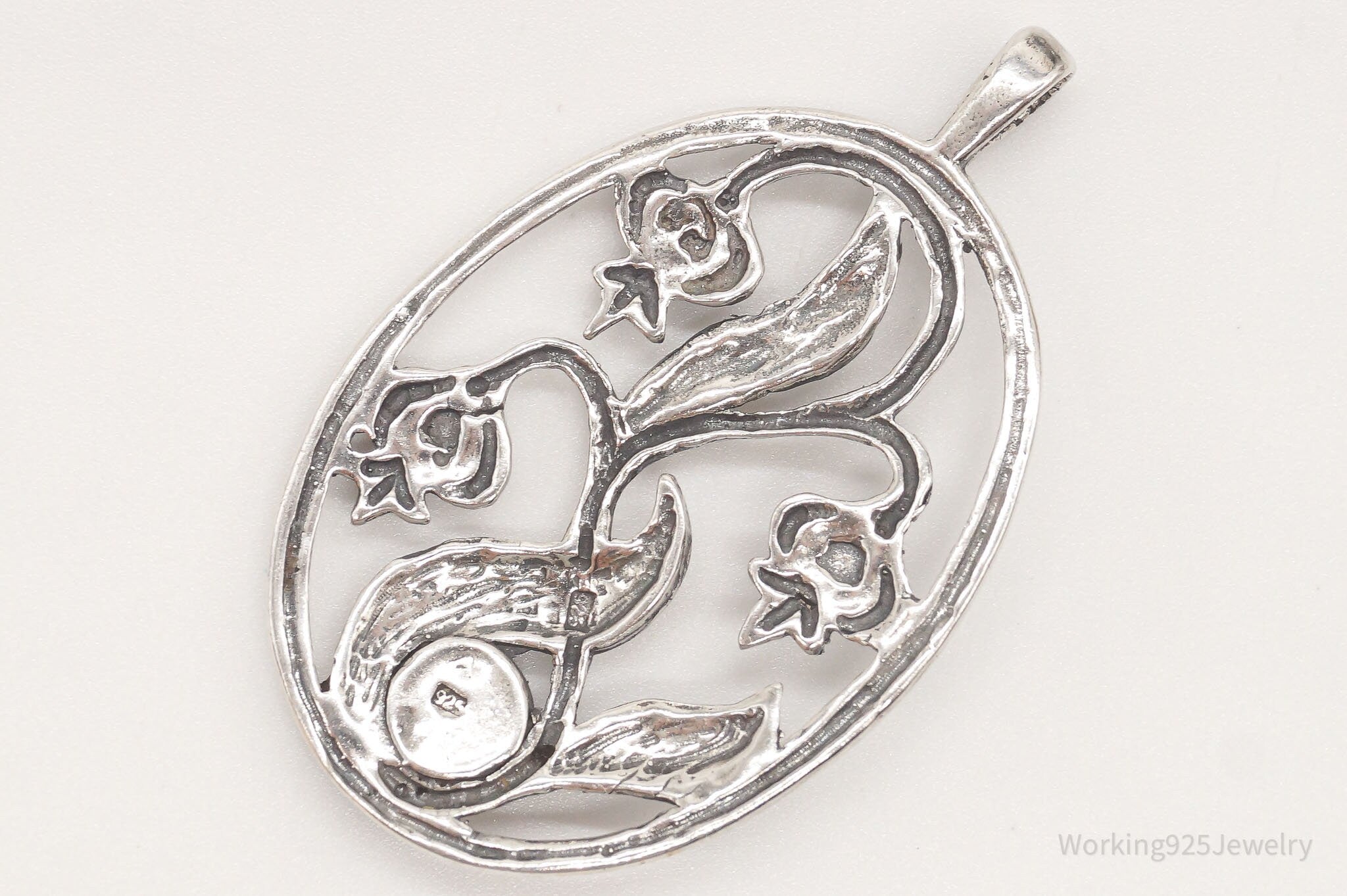 Large Vintage Black Onyx Floral Sterling Silver Pendant | Jewelry > Necklaces > Pendants | Wiccan Center