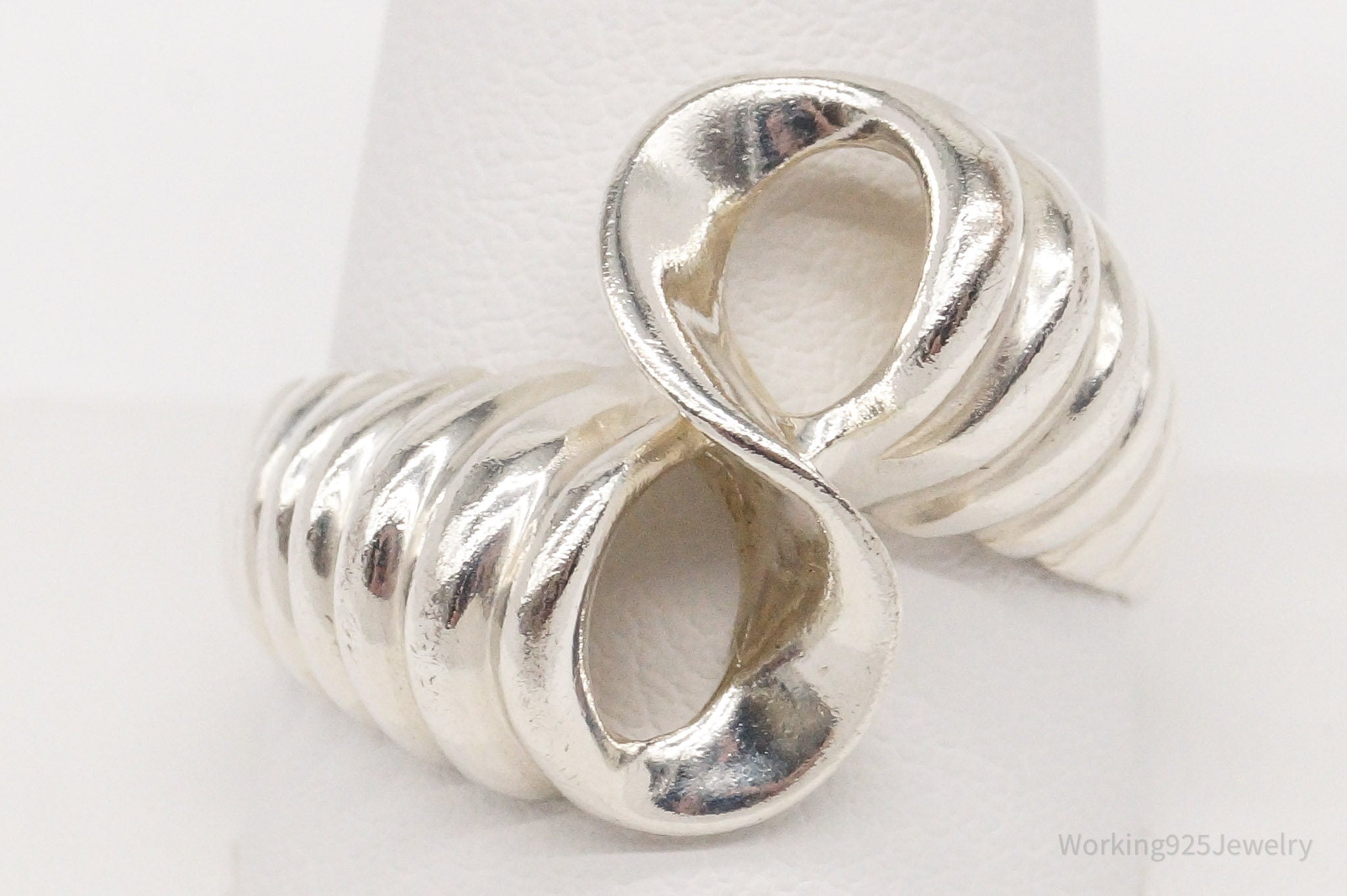 Vintage Modernist Sterling Silver Ring - Size 11.75 | Jewelry > Rings | Wiccan Center