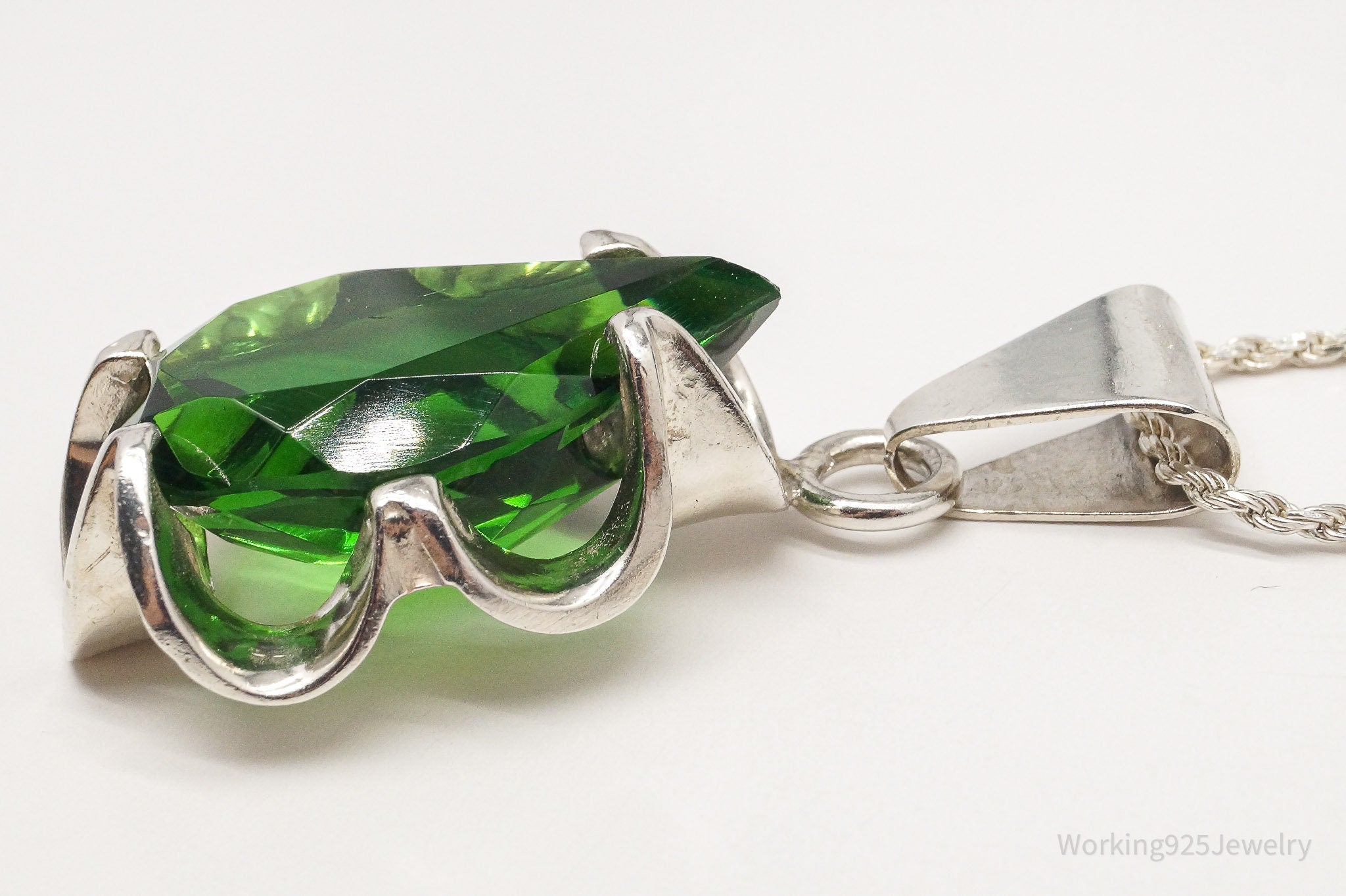 Vintage Large Glass Green Stone Sterling Silver Necklace 36" | Jewelry > Necklaces > Pendants | Wiccan Center