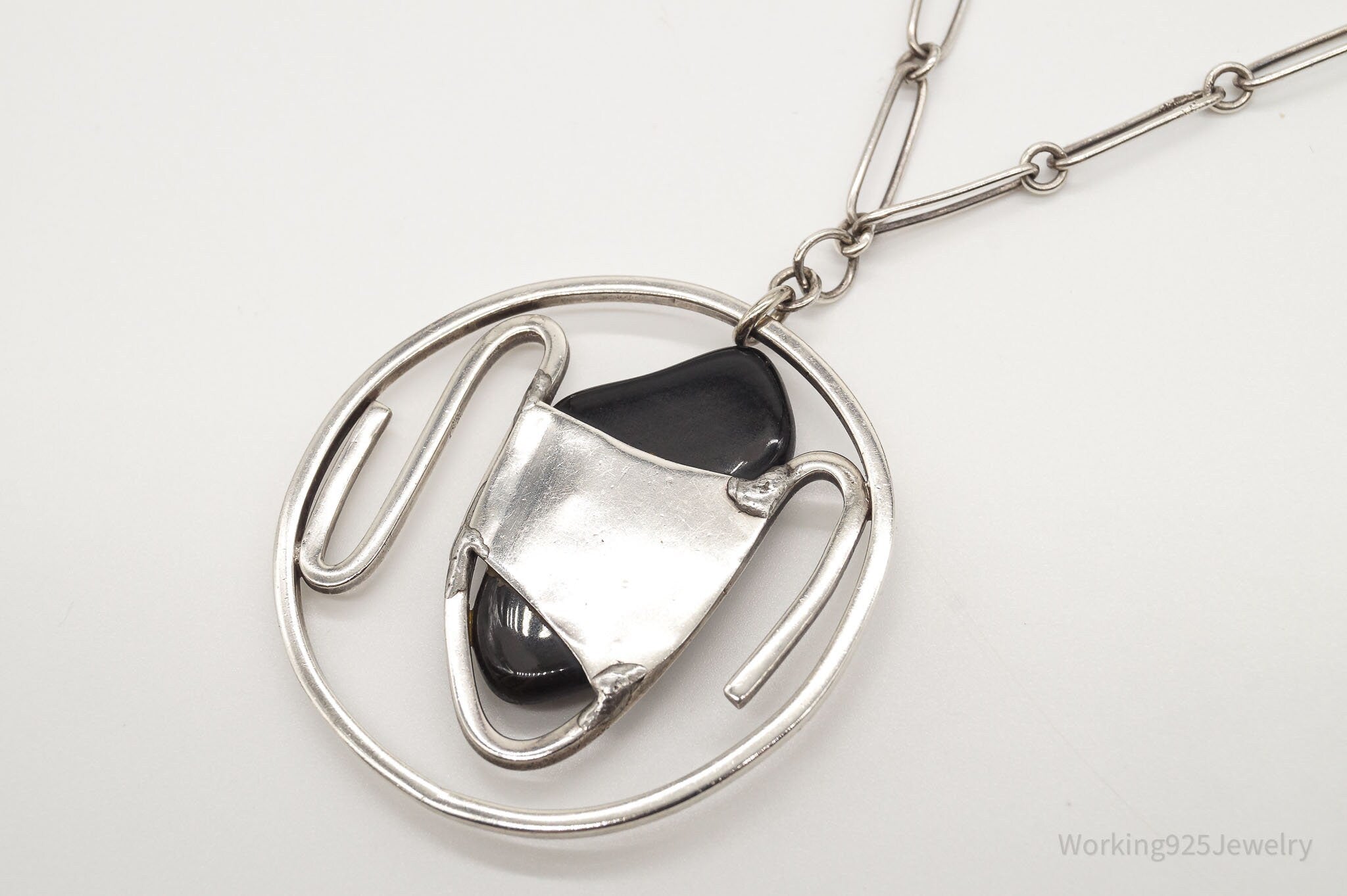 Vintage Black Onyx Modernist Silver Chain Necklace | Jewelry > Necklaces > Pendants | Wiccan Center