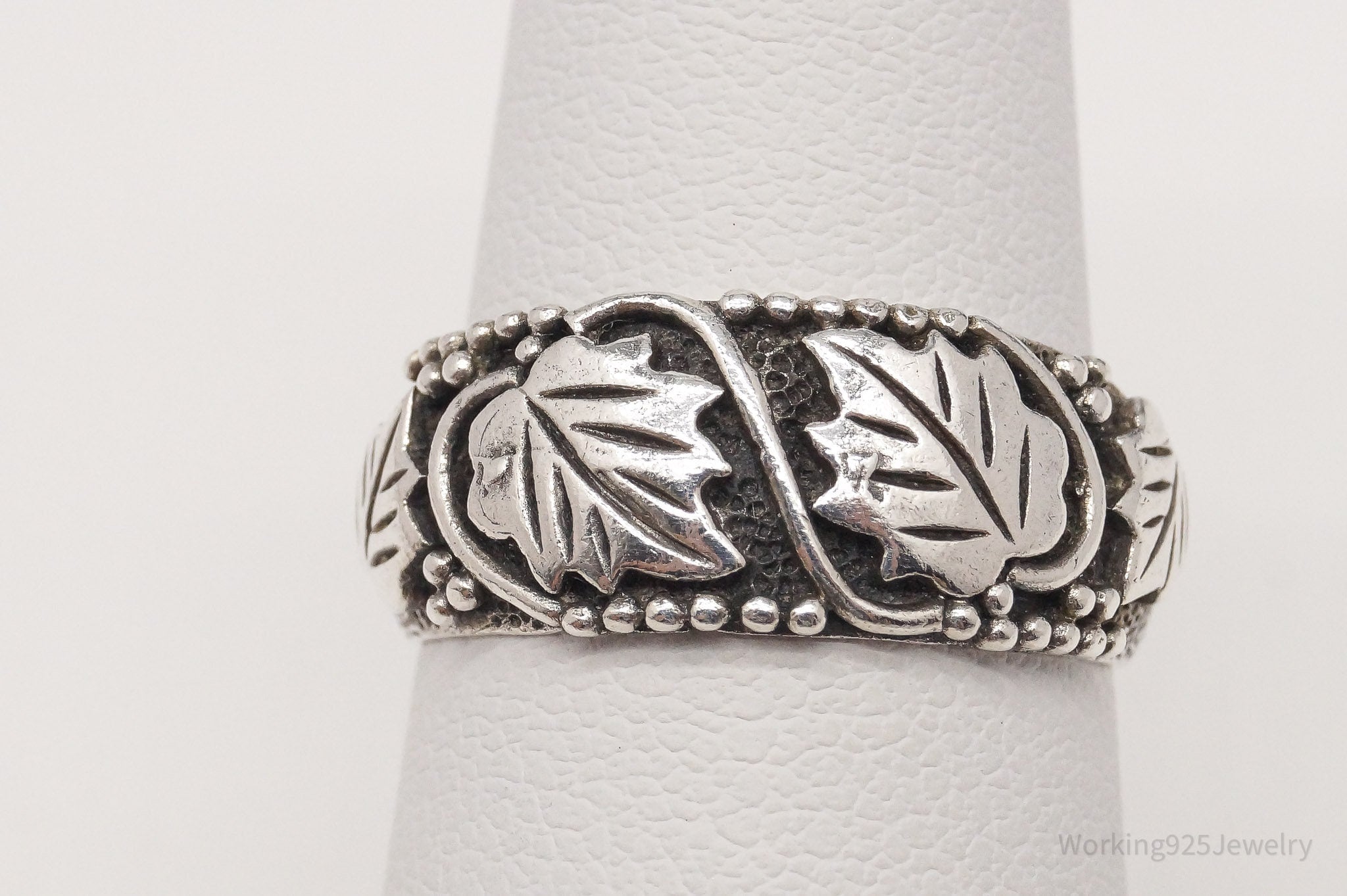 Vintage Leaves Sterling Silver Band Ring - Size 6.5 | Jewelry > Rings | Wiccan Center