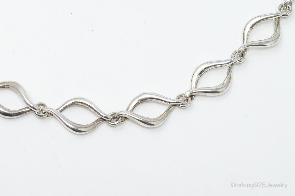 Vintage Modernist Sterling Silver Necklace | Jewelry > Necklaces > Pendants | Wiccan Center