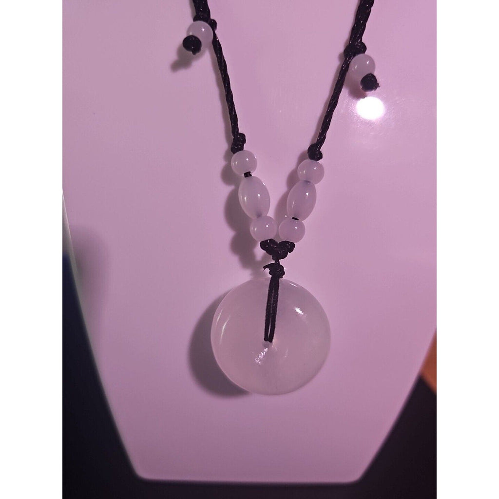 Beautiful! Natural Jade Peace Lucky Buckle Pendant Necklace Healing Adjustable