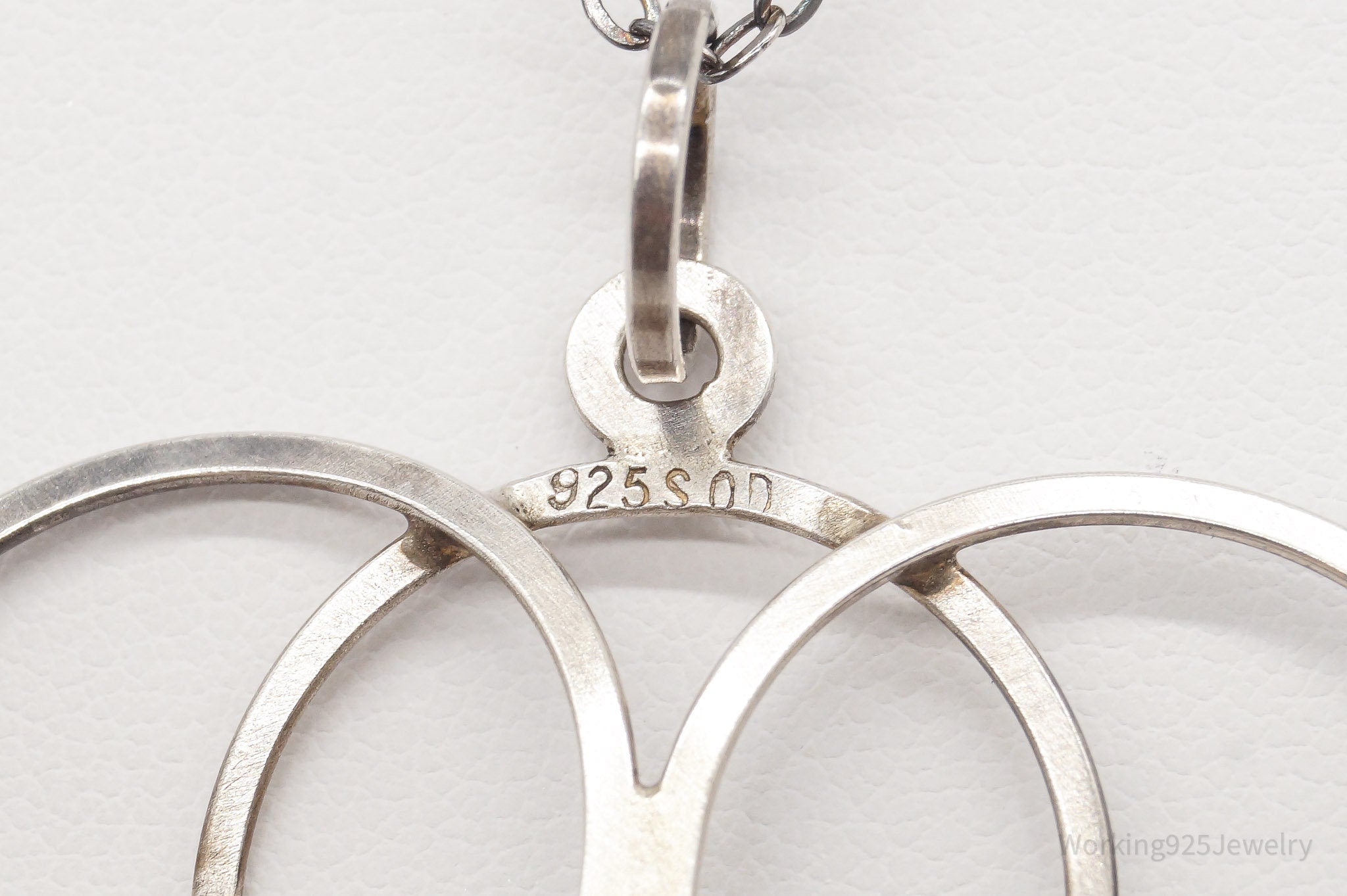 Vintage Modernist Linked Circles Sterling Silver Pendant - 835S Silver Chain | Jewelry > Necklaces > Pendants | Wiccan Center
