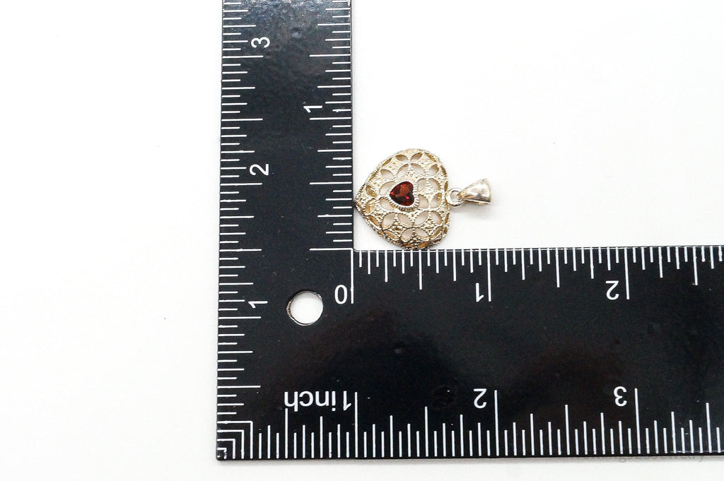 Vintage Designer Avon Garnet Heart Sterling Silver Pendant | Jewelry > Necklaces > Pendants | Wiccan Center