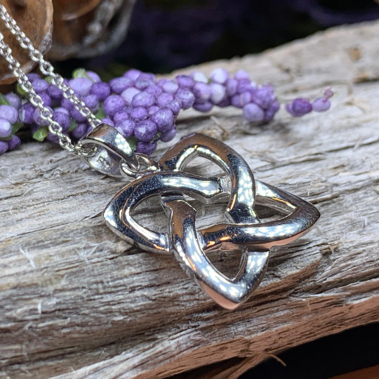 Elyssa Celtic Knot Necklace | Pendant | Wiccan Center