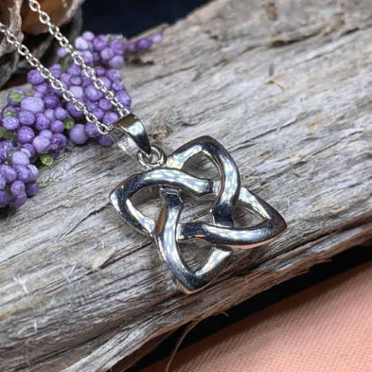 Elyssa Celtic Knot Necklace | Pendant | Wiccan Center