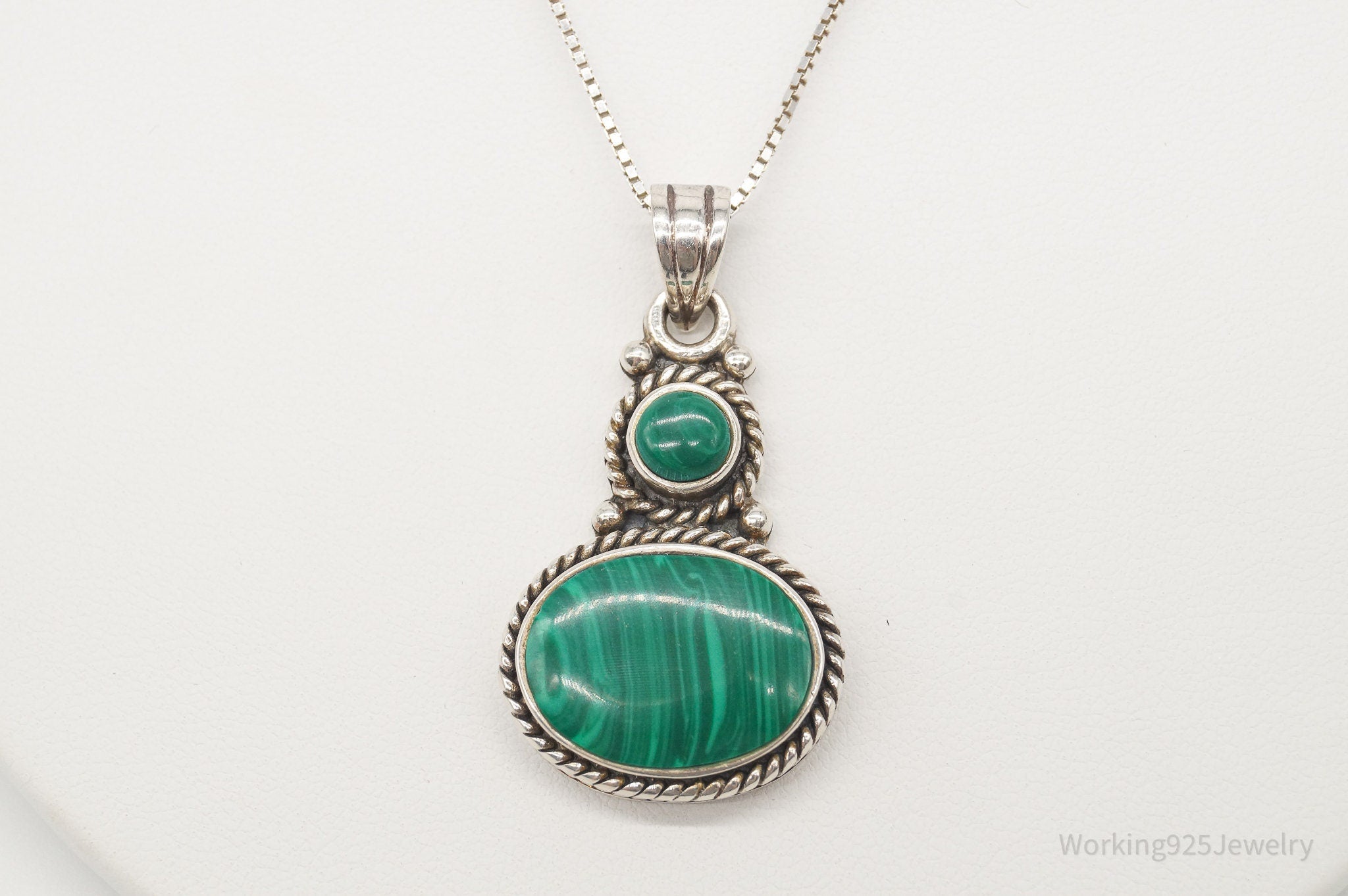 Vintage Large Malachite Southwestern Sterling Silver Necklace | Jewelry > Necklaces > Pendants | Wiccan Center