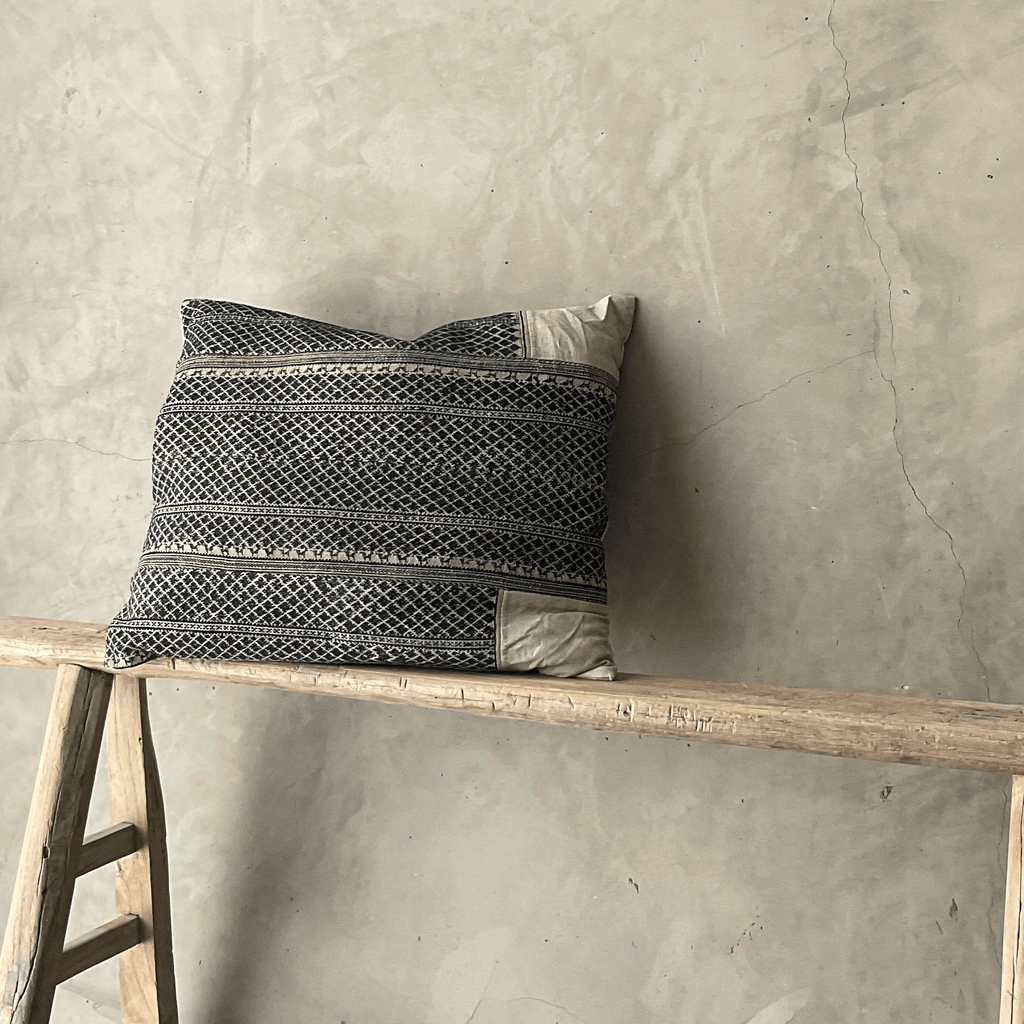 Vintage Fabric Pillow #T.1029