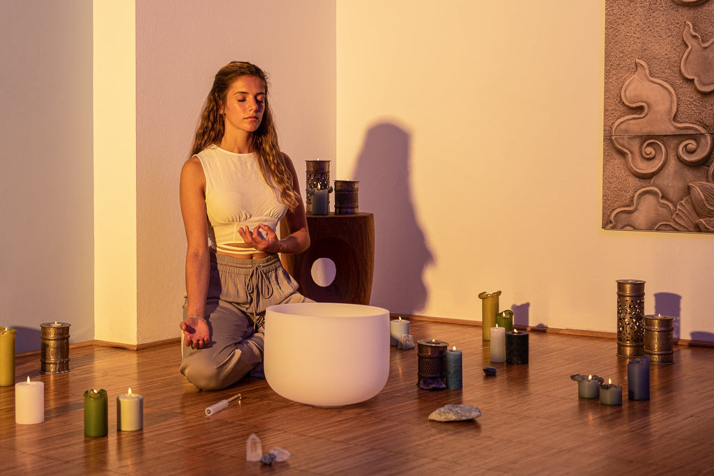 432 Hz Crystal Singing Bowl Chakra Set - 7 Pure White Quartz Bowls (8"–14") | 432 Hz White-Frosted Crystal Singing Bowl Set | Wiccan Center