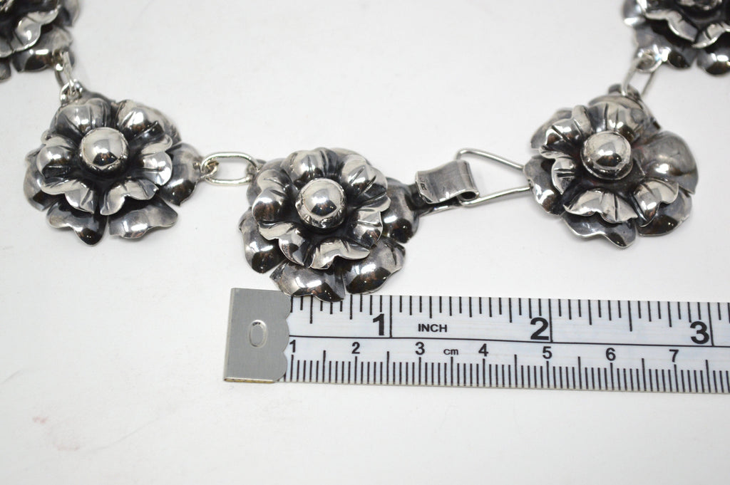 Vintage Mexico Sterling Silver Artisan 3D Oxidized Flower Motif Necklace 16 Inch | Jewelry > Necklaces | Wiccan Center