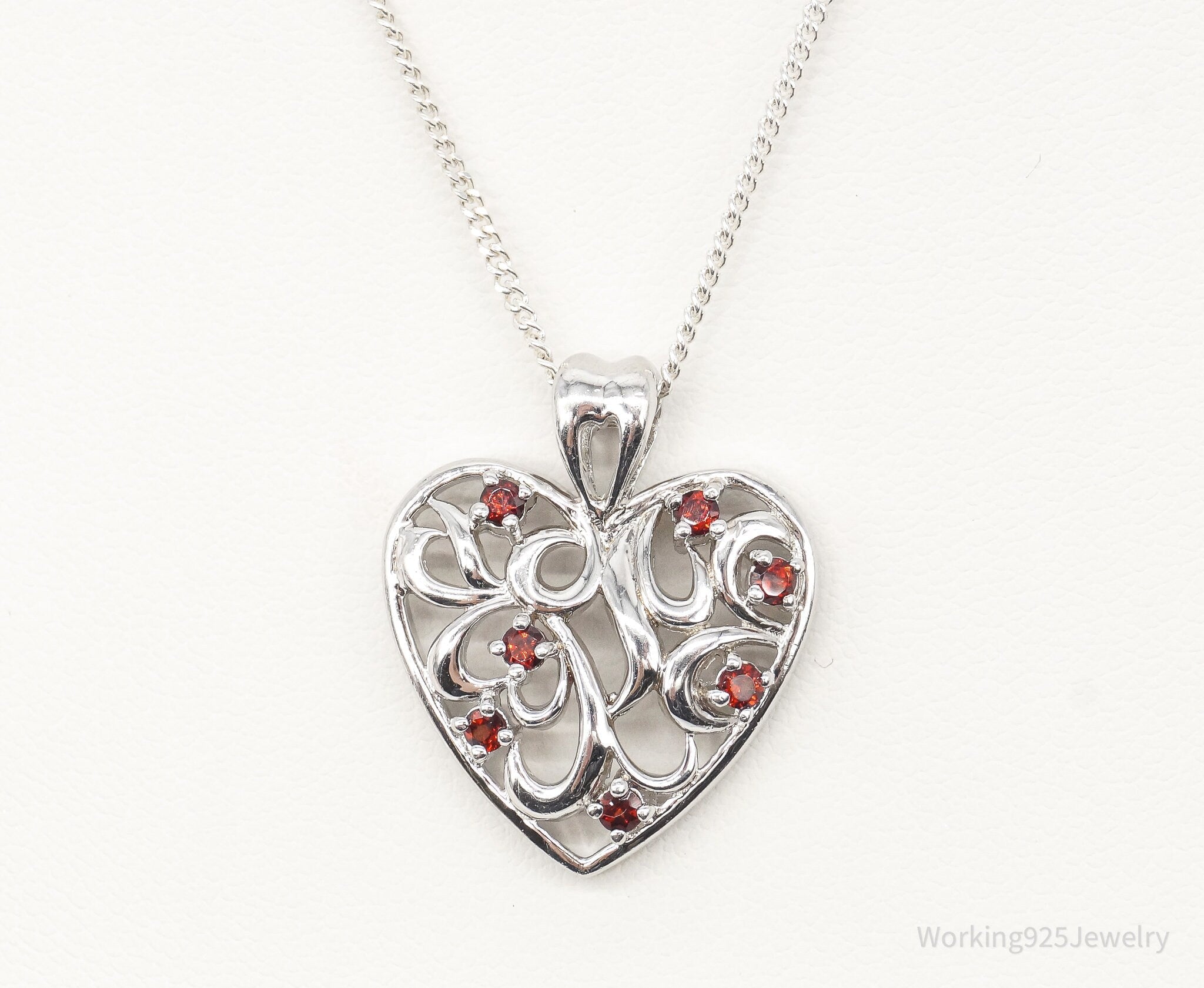 Vintage Garnet Heart Sterling Silver Necklace | Jewelry > Necklaces > Pendants | Wiccan Center