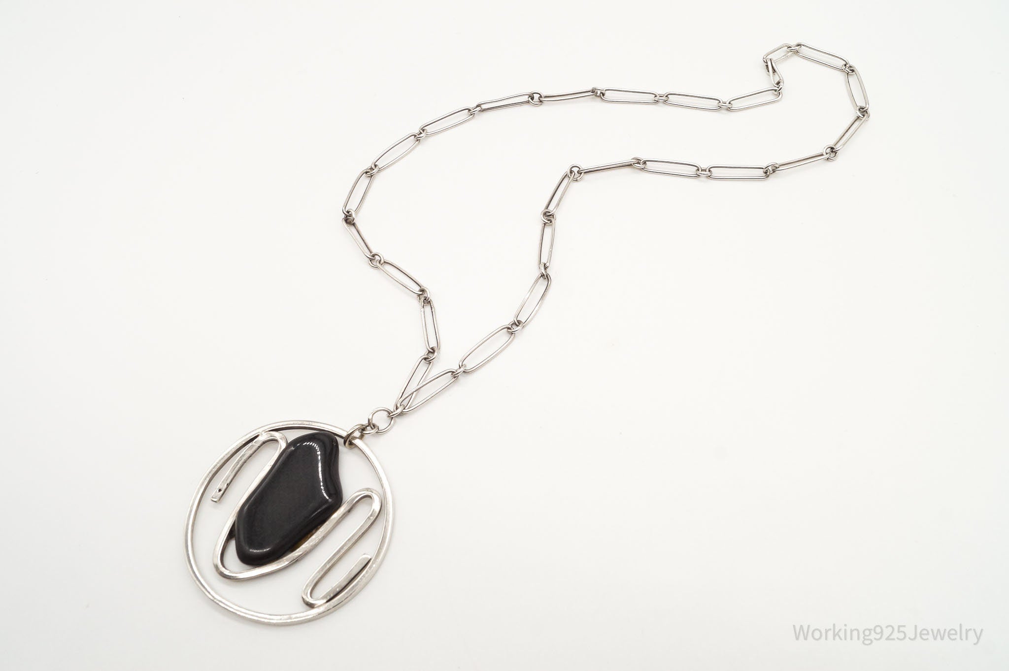 Vintage Black Onyx Modernist Silver Chain Necklace | Jewelry > Necklaces > Pendants | Wiccan Center