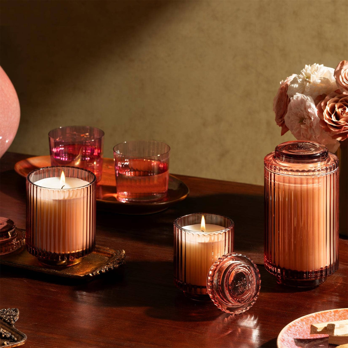Aurélie Reeded Glass Candle: Santal Rosé - (M) | Candles | Wiccan Center
