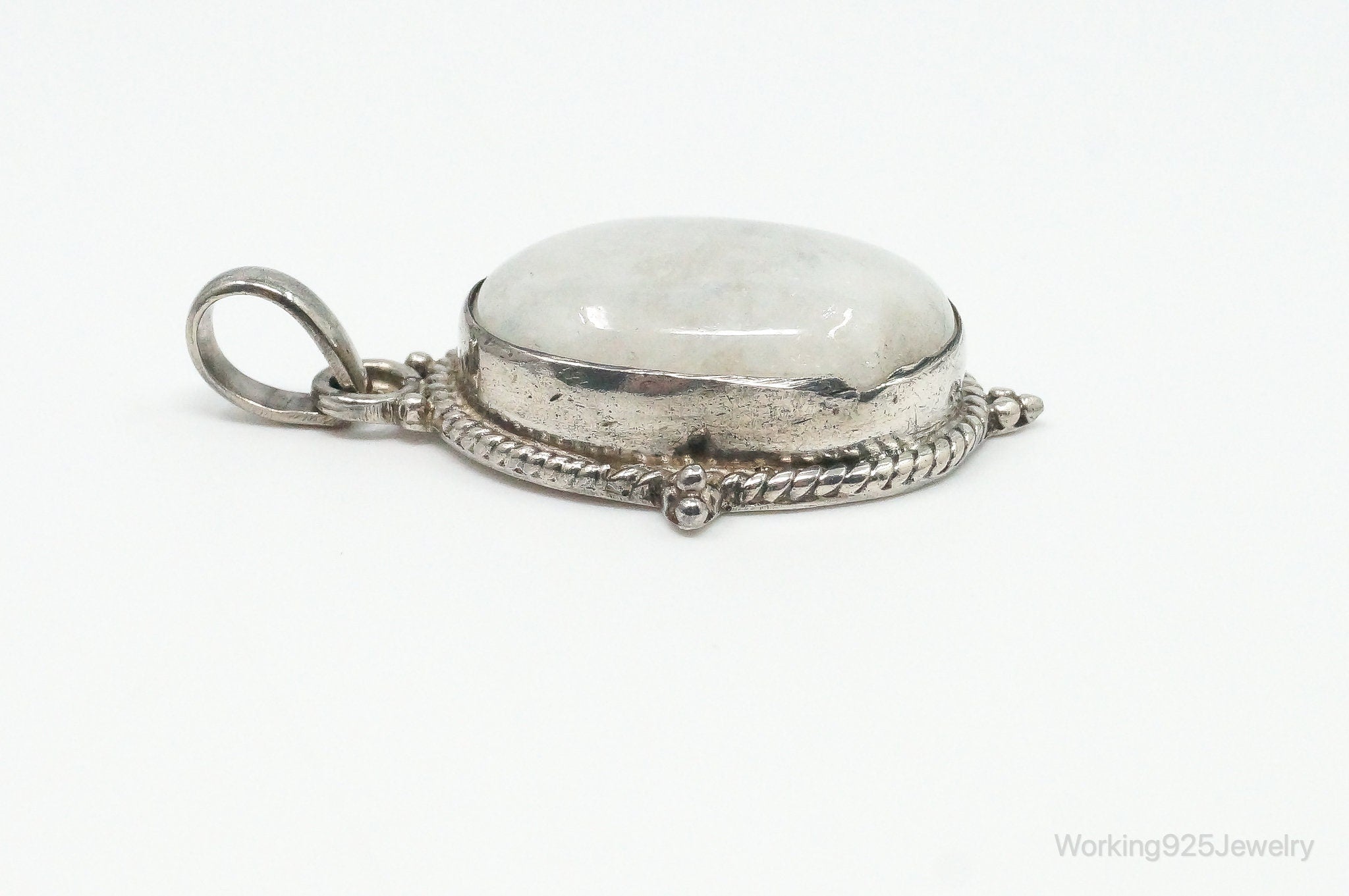 Vintage Moonstone Sterling Silver Southwestern Necklace Pendant | Jewelry > Necklaces > Pendants | Wiccan Center