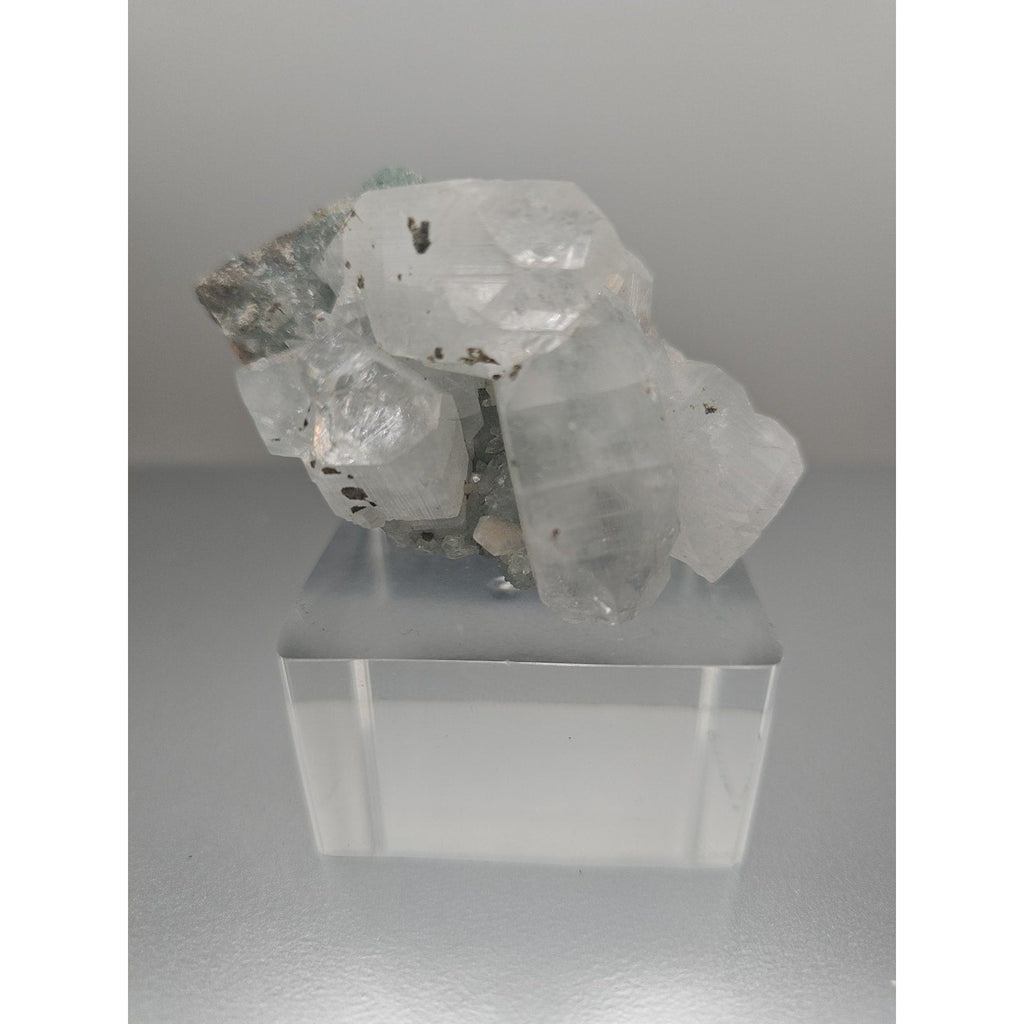 Apophyllite crystal specimen 108grams | Mineral Specimens | Wiccan Center