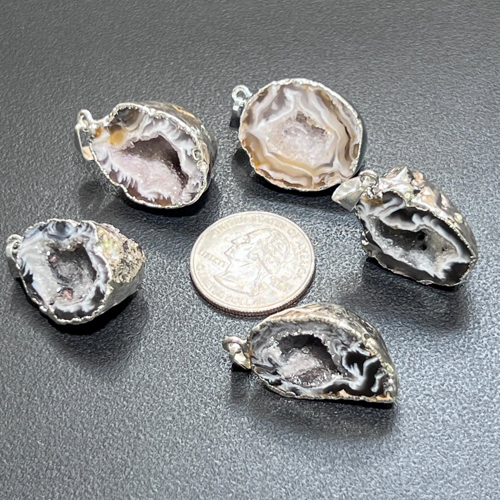 Oco Geode Druzy Crystal Pendant (Full Silver Plated Back) Gemstone Jewelry Necklace Supply | Jewelry > Necklaces > Crystal Necklaces | Wiccan Center