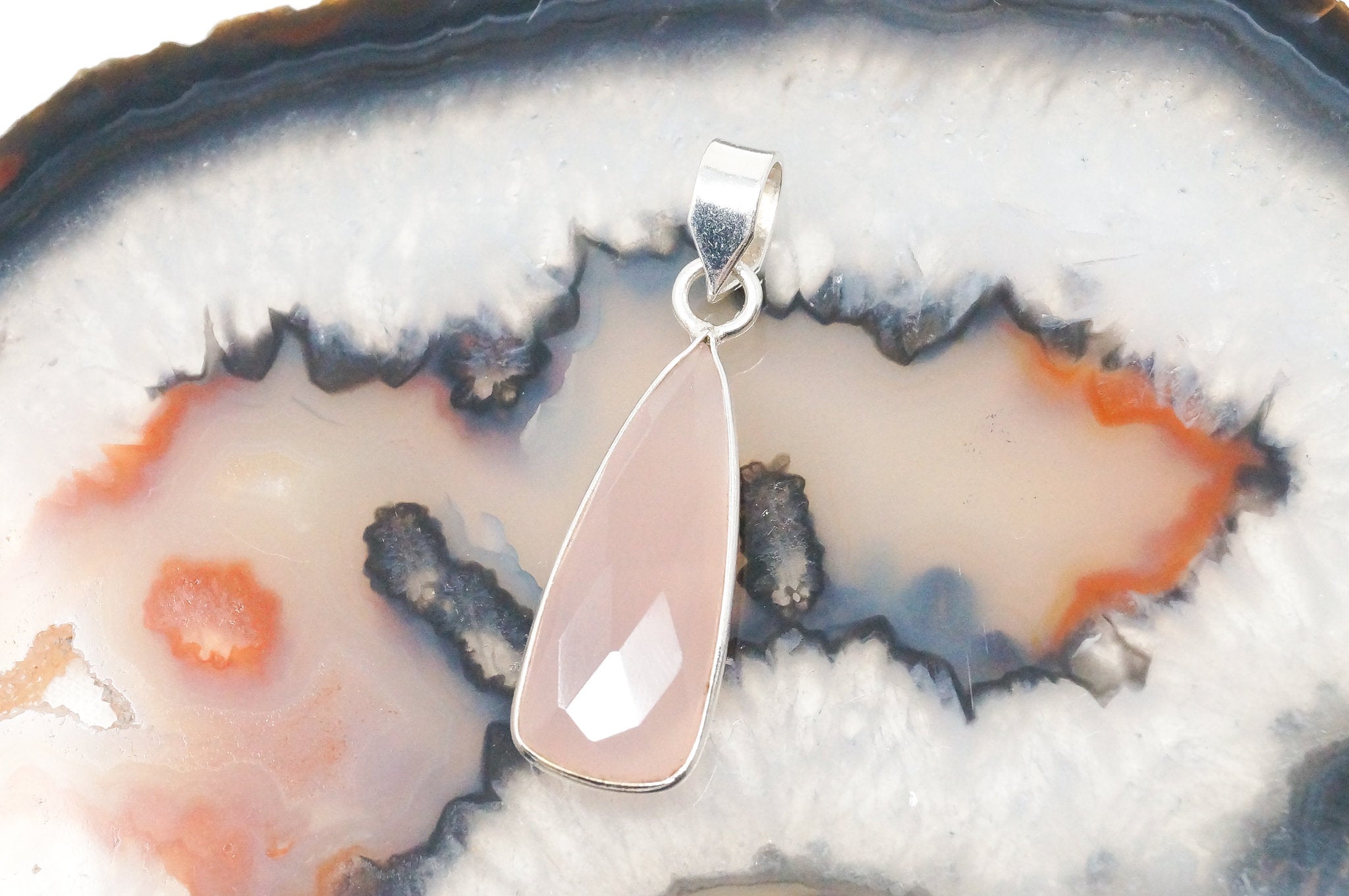 Vintage Designer TGGC Rose Quartz Art Deco Sterling Silver Necklace Pendant | Jewelry > Necklaces > Pendants | Wiccan Center