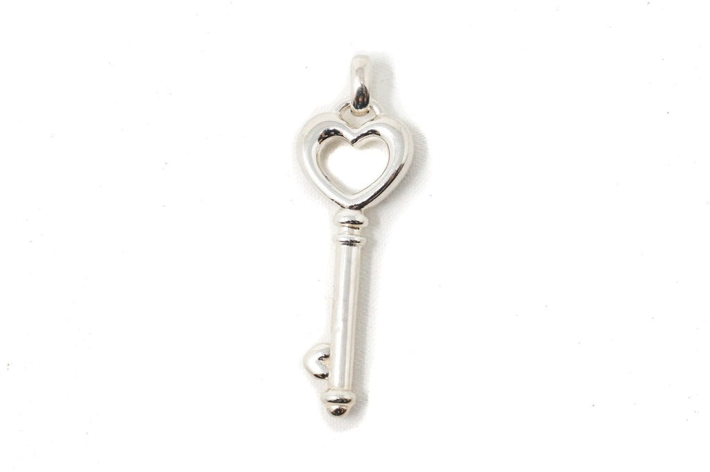 Vintage Designer JCM Key To My Heart Sterling Silver Necklace Pendant | Jewelry > Necklaces > Pendants | Wiccan Center
