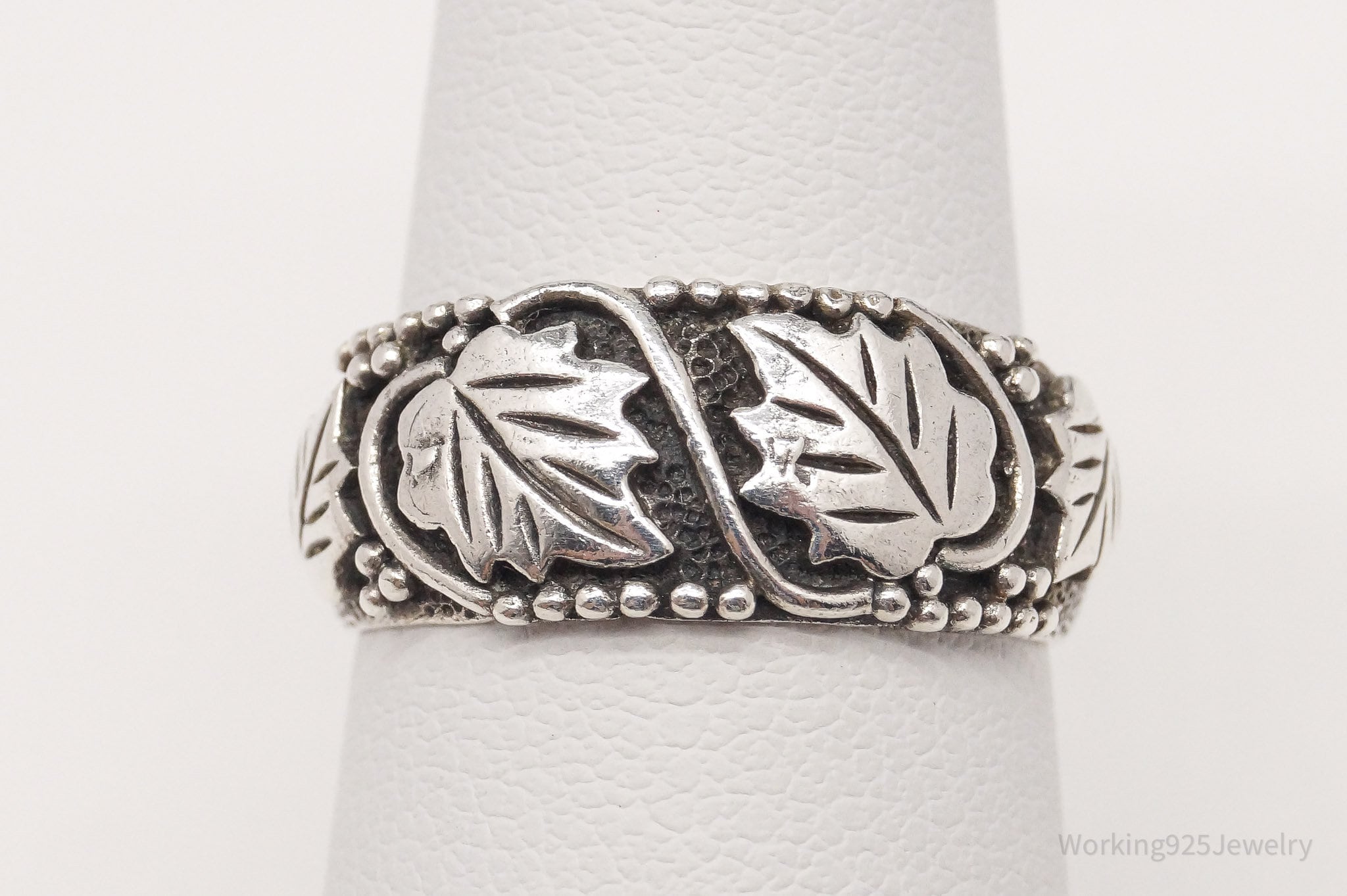 Vintage Leaves Sterling Silver Band Ring - Size 6.5 | Jewelry > Rings | Wiccan Center
