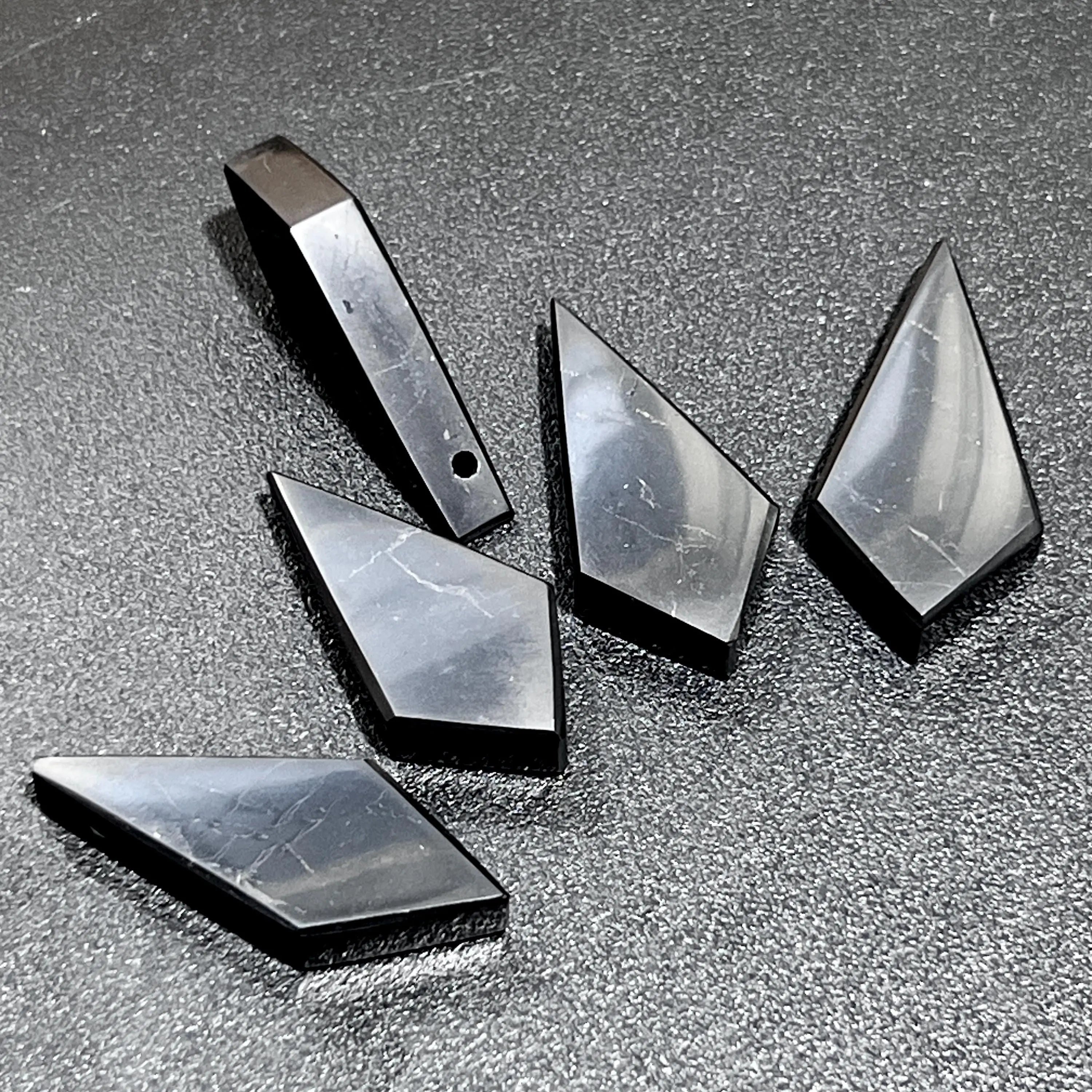 Black Shungite Diamond Crystal Point Beads Pendant Gemstone Jewelry Necklace Polished | Craft Supplies & Tools > Beads, Gems & Cabochons > Charms & Pendants > Pendants | Wiccan Center