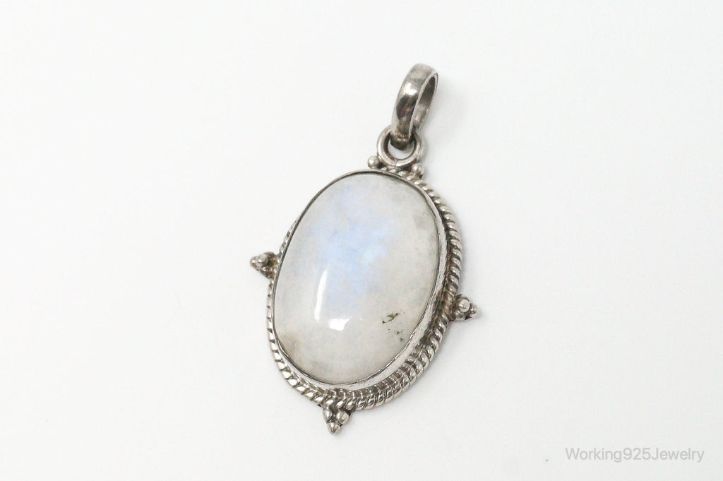 Vintage Moonstone Sterling Silver Southwestern Necklace Pendant | Jewelry > Necklaces > Pendants | Wiccan Center