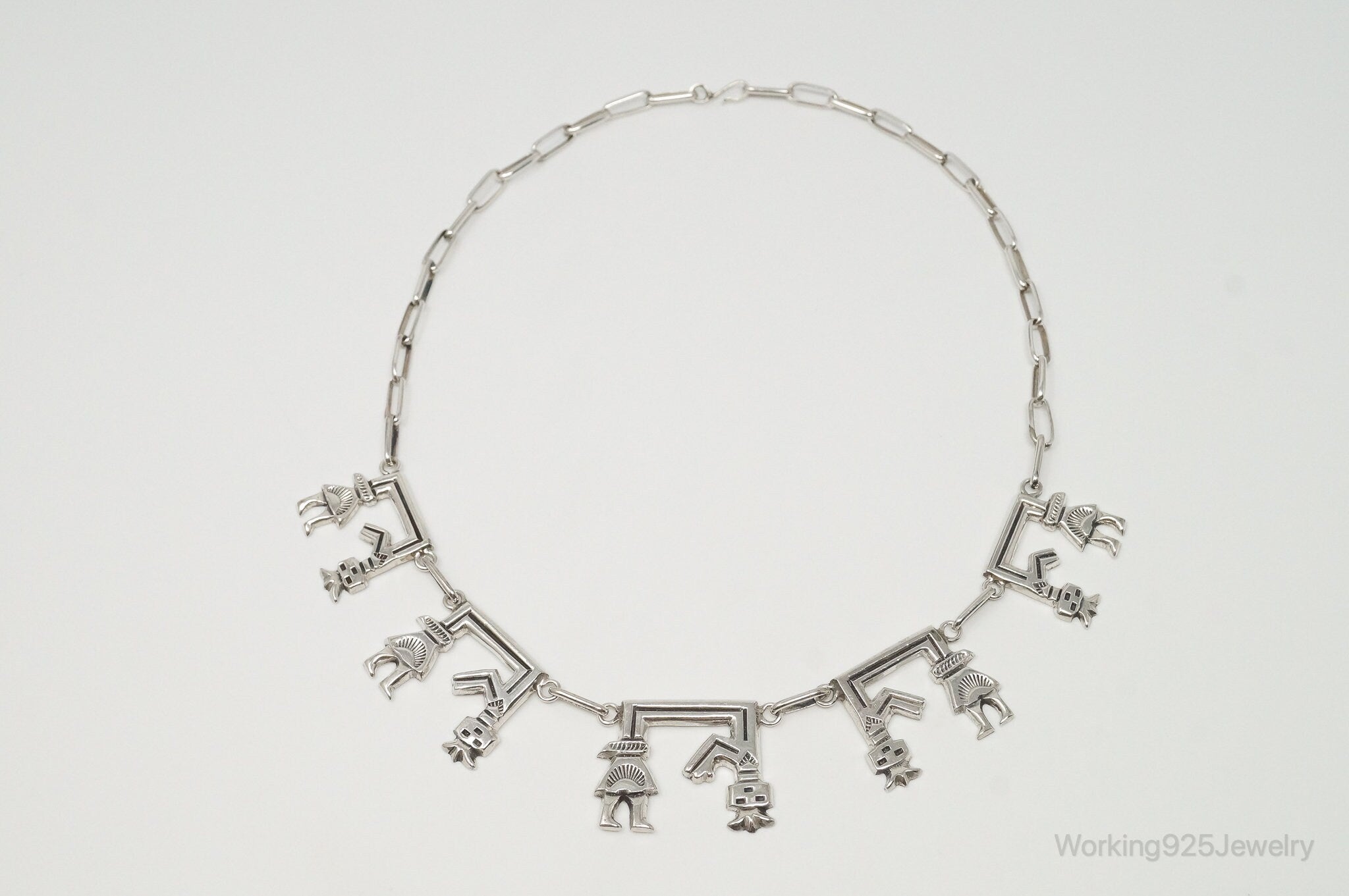 Vintage Native America Unsigned Sterling Silver Necklace | Jewelry > Necklaces > Pendants | Wiccan Center