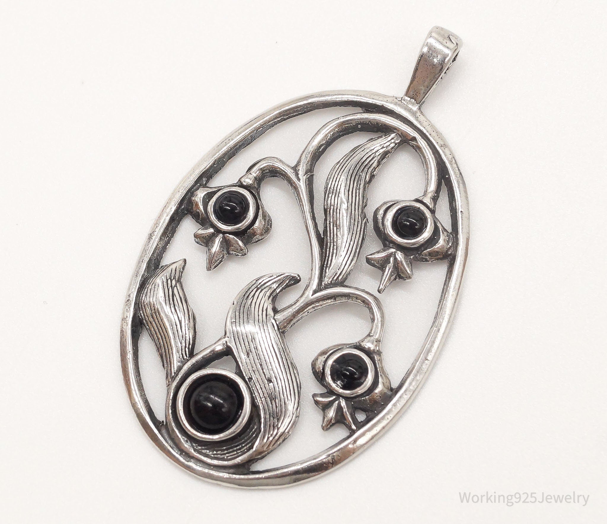 Large Vintage Black Onyx Floral Sterling Silver Pendant | Jewelry > Necklaces > Pendants | Wiccan Center