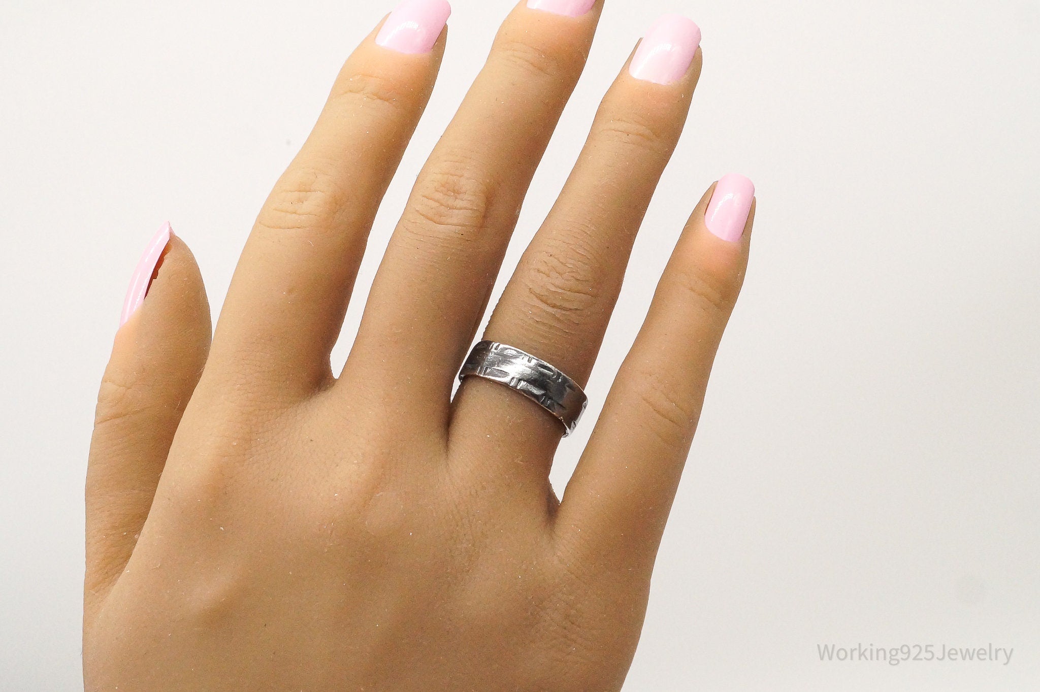 Antique Sterling Silver Band Ring - Size 7 | Jewelry > Rings | Wiccan Center