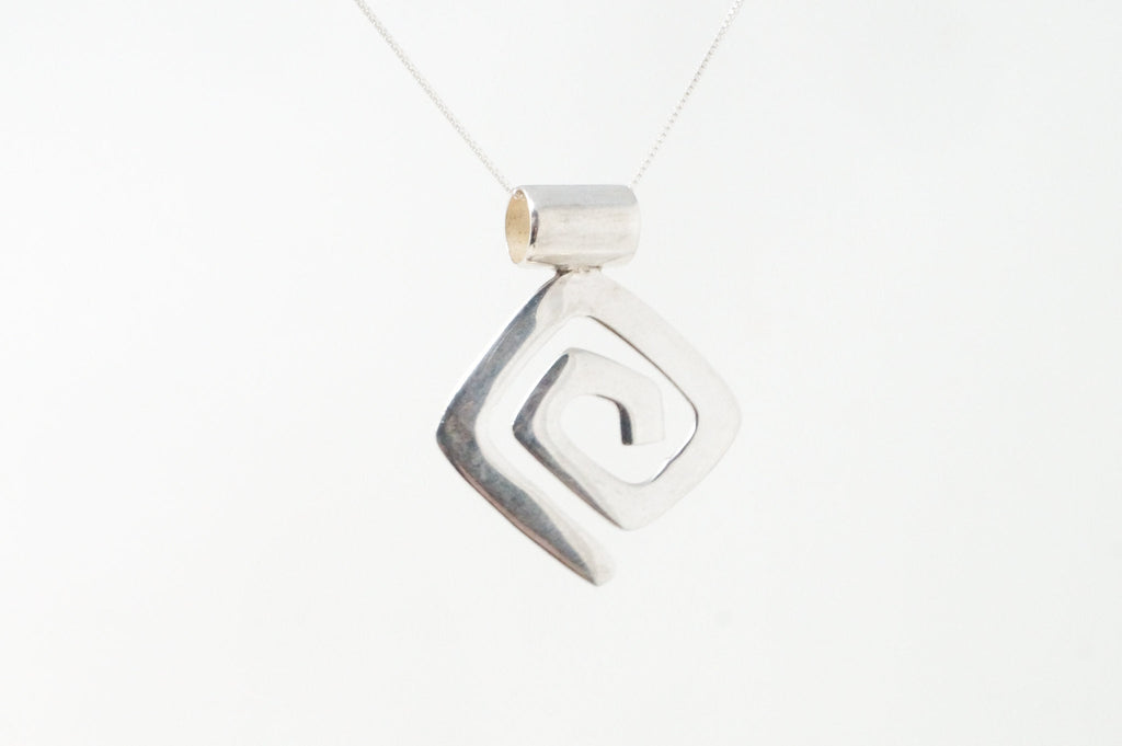 Retired Silpada Spiral Geometric Maze Sterling Silver Necklace Pendant | Jewelry > Necklaces > Pendants | Wiccan Center