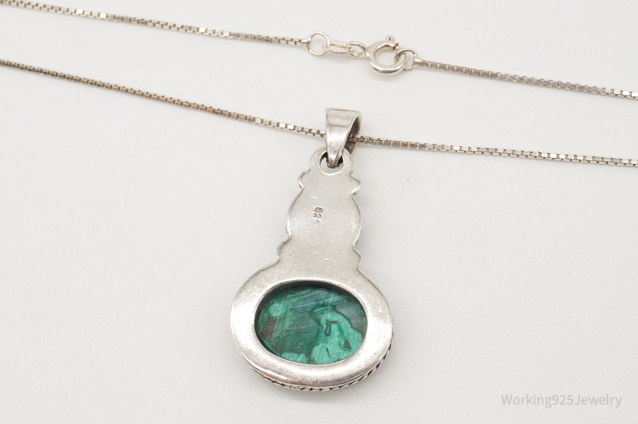 Vintage Large Malachite Southwestern Sterling Silver Necklace | Jewelry > Necklaces > Pendants | Wiccan Center