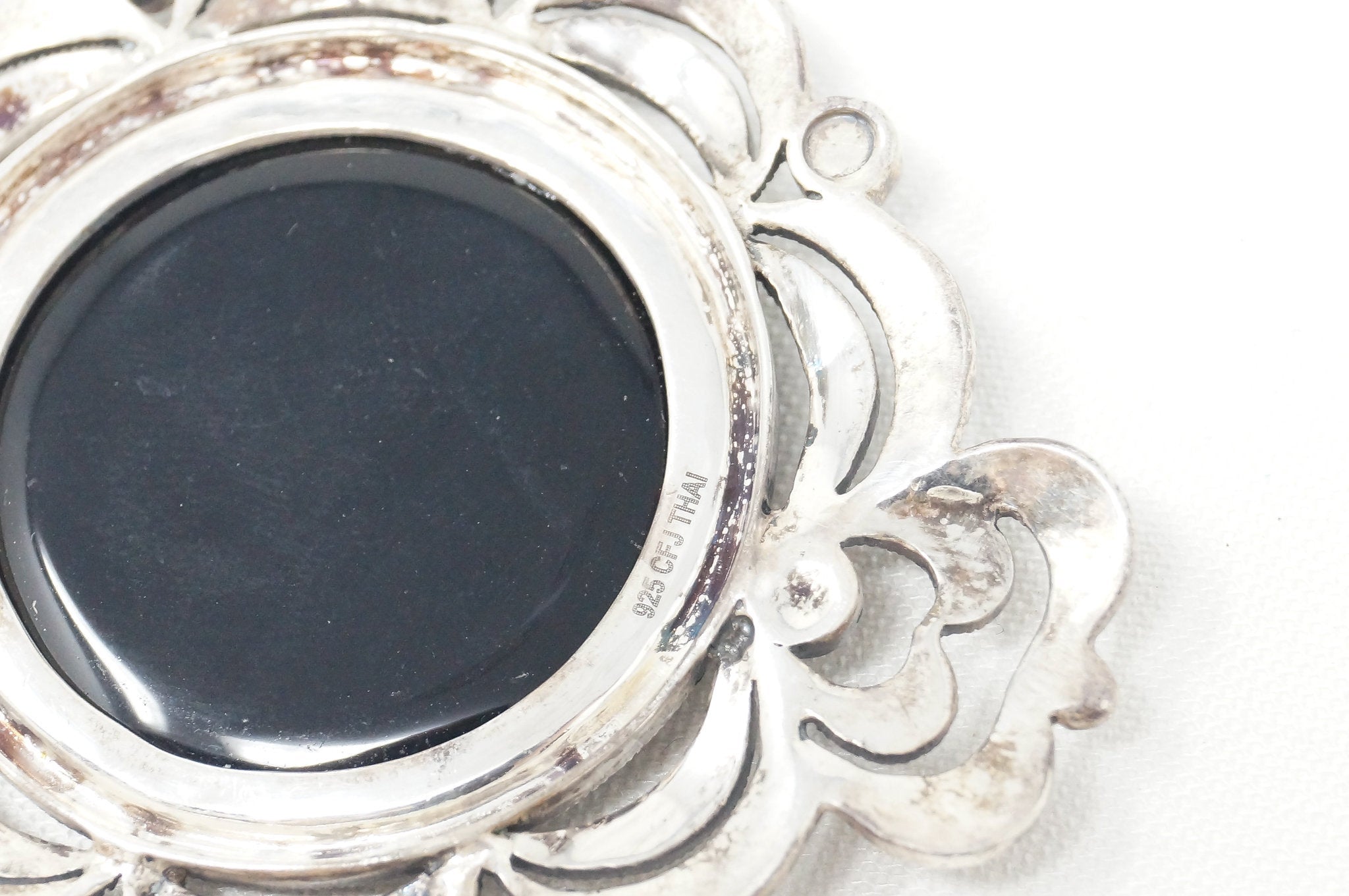 Vtg Carved Cameo Mother Of Pearl Marcasite Sterling Silver Necklace Pendant | Jewelry > Necklaces > Pendants | Wiccan Center