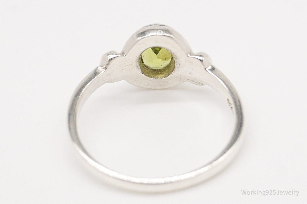 Vintage Peridot Sterling Silver Ring - Size 7.5 | Jewelry > Rings | Wiccan Center