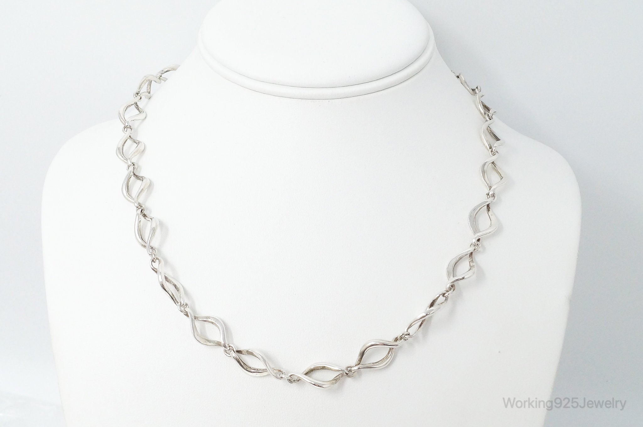 Vintage Modernist Sterling Silver Necklace | Jewelry > Necklaces > Pendants | Wiccan Center