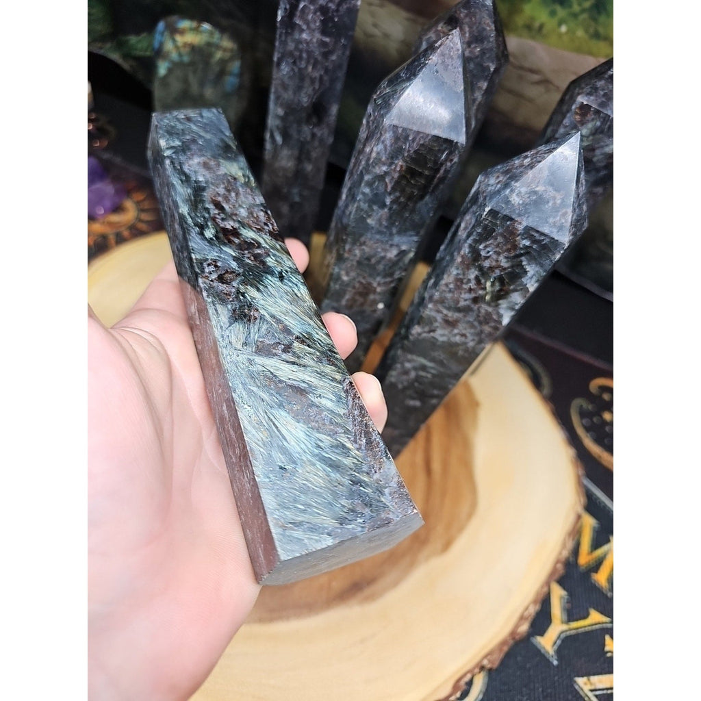 Arfvedsonite Garnet Crystal Tower with Blue Flash — 1.5–1.9 lbs, Polished | CrystalCloud Company | Crystal Points & Towers | Wiccan Center