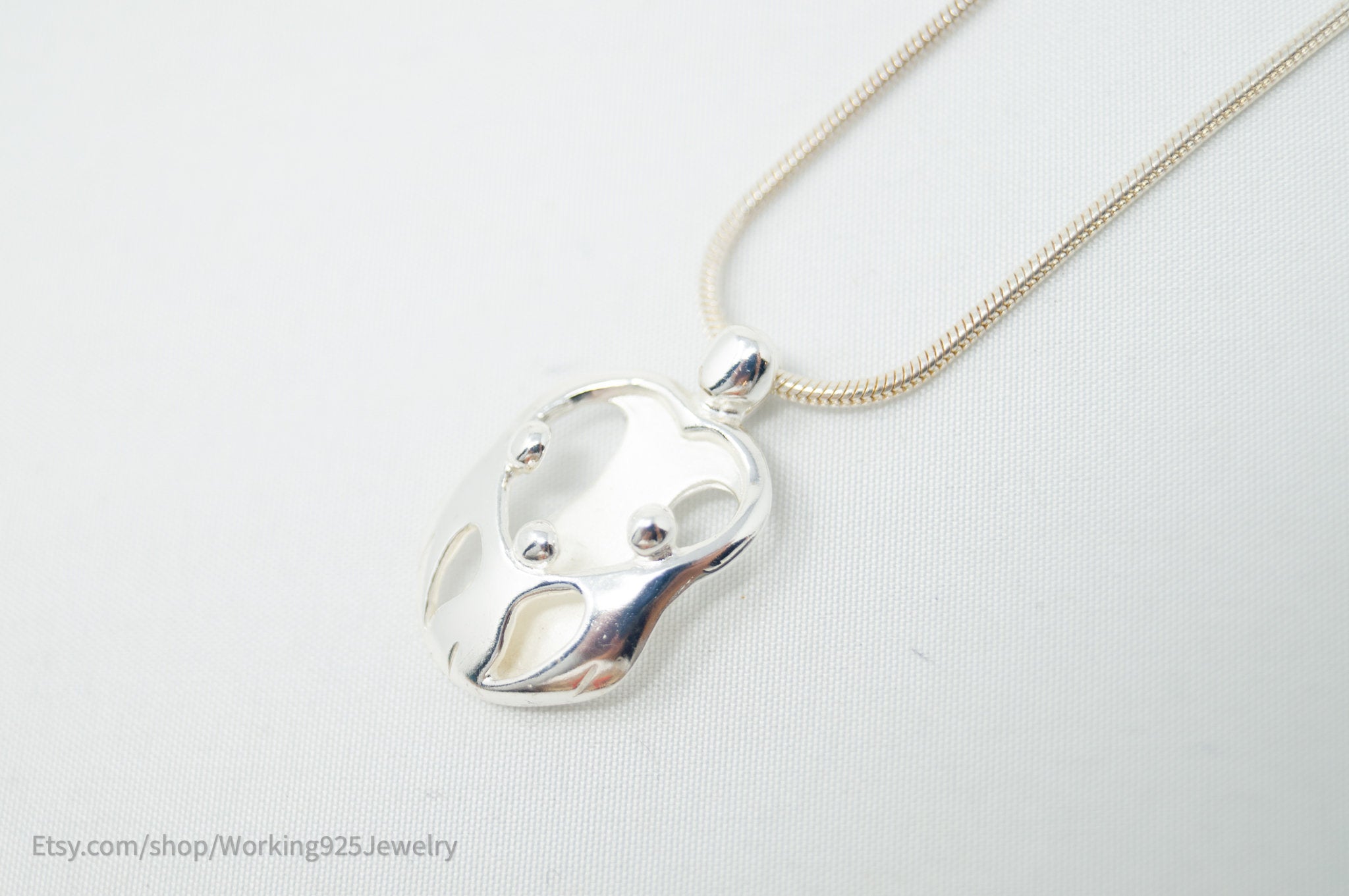 Vintage Designer Carolyn Pollack Relios Mothers Love Sterling Silver Necklace | Jewelry > Necklaces | Wiccan Center