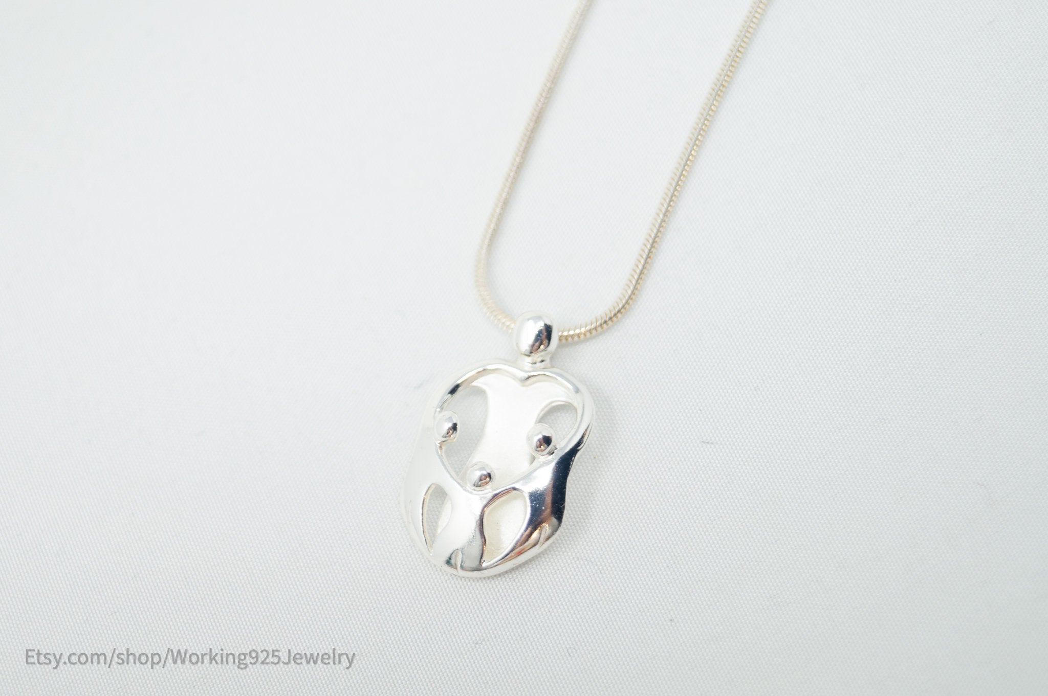 Vintage Designer Carolyn Pollack Relios Mothers Love Sterling Silver Necklace | Jewelry > Necklaces | Wiccan Center