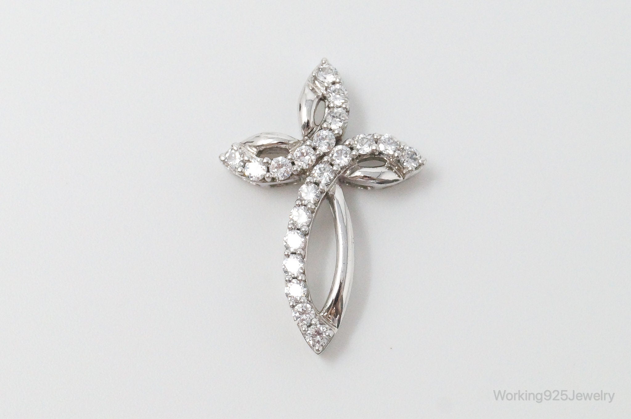 Vintage Cubic Zirconia Cross Sterling Silver Necklace Pendant | Jewelry > Necklaces > Pendants | Wiccan Center