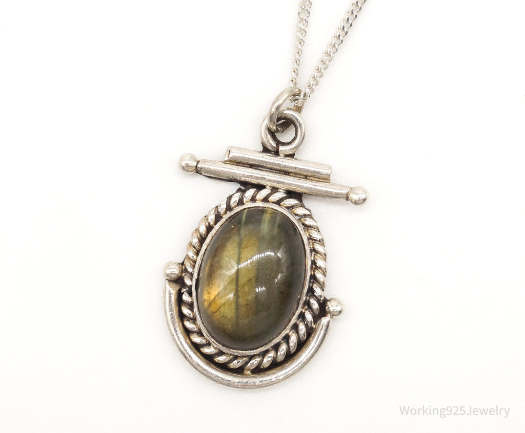 Vintage Labradorite Sterling Silver Necklace | Jewelry > Necklaces > Pendants | Wiccan Center
