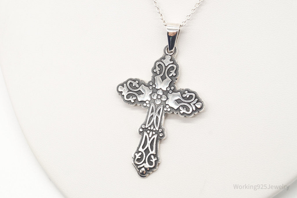 Vintage Large Mexico Artisan CII Cross Sterling Silver Necklace | Jewelry > Necklaces > Pendants | Wiccan Center