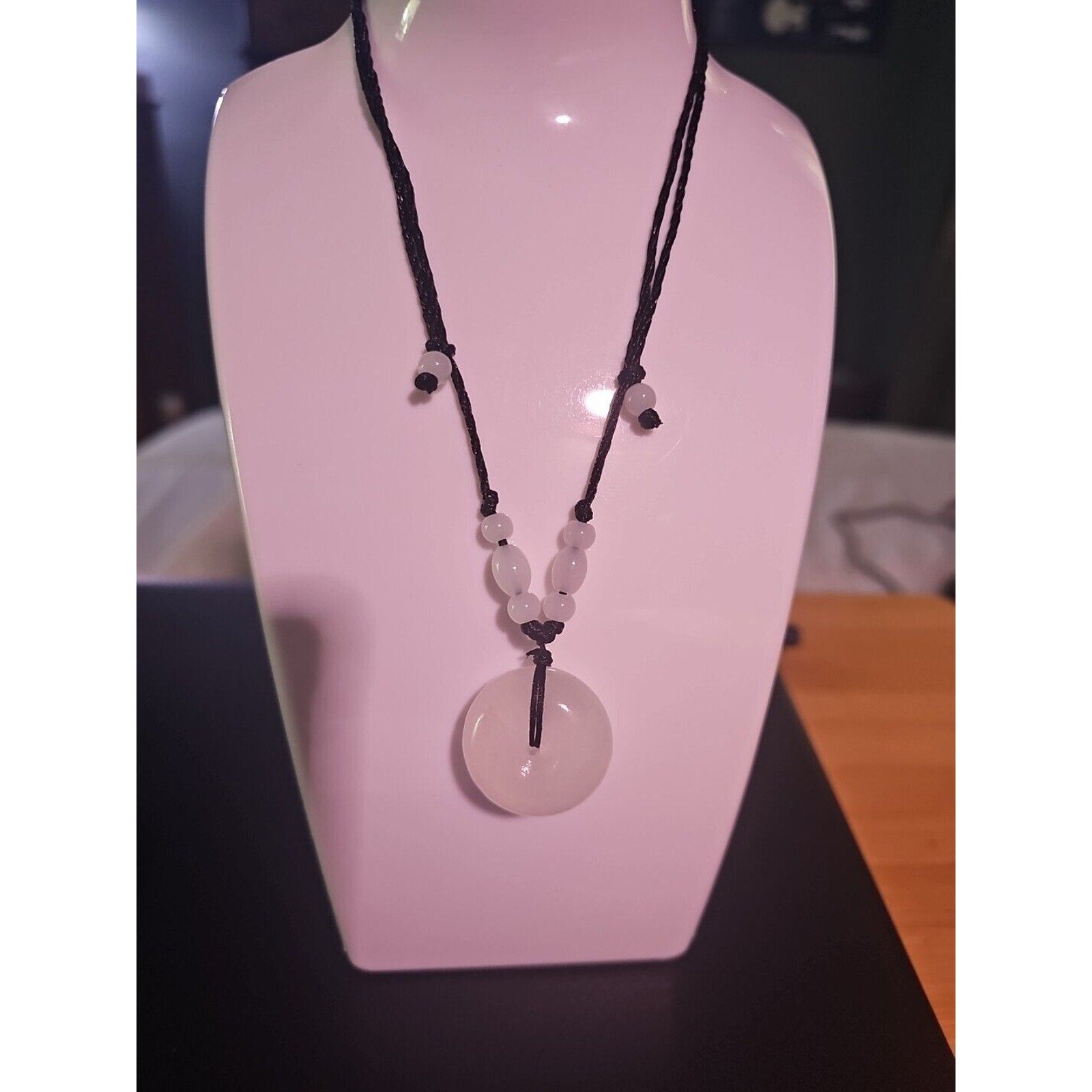 Beautiful! Natural Jade Peace Lucky Buckle Pendant Necklace Healing Adjustable