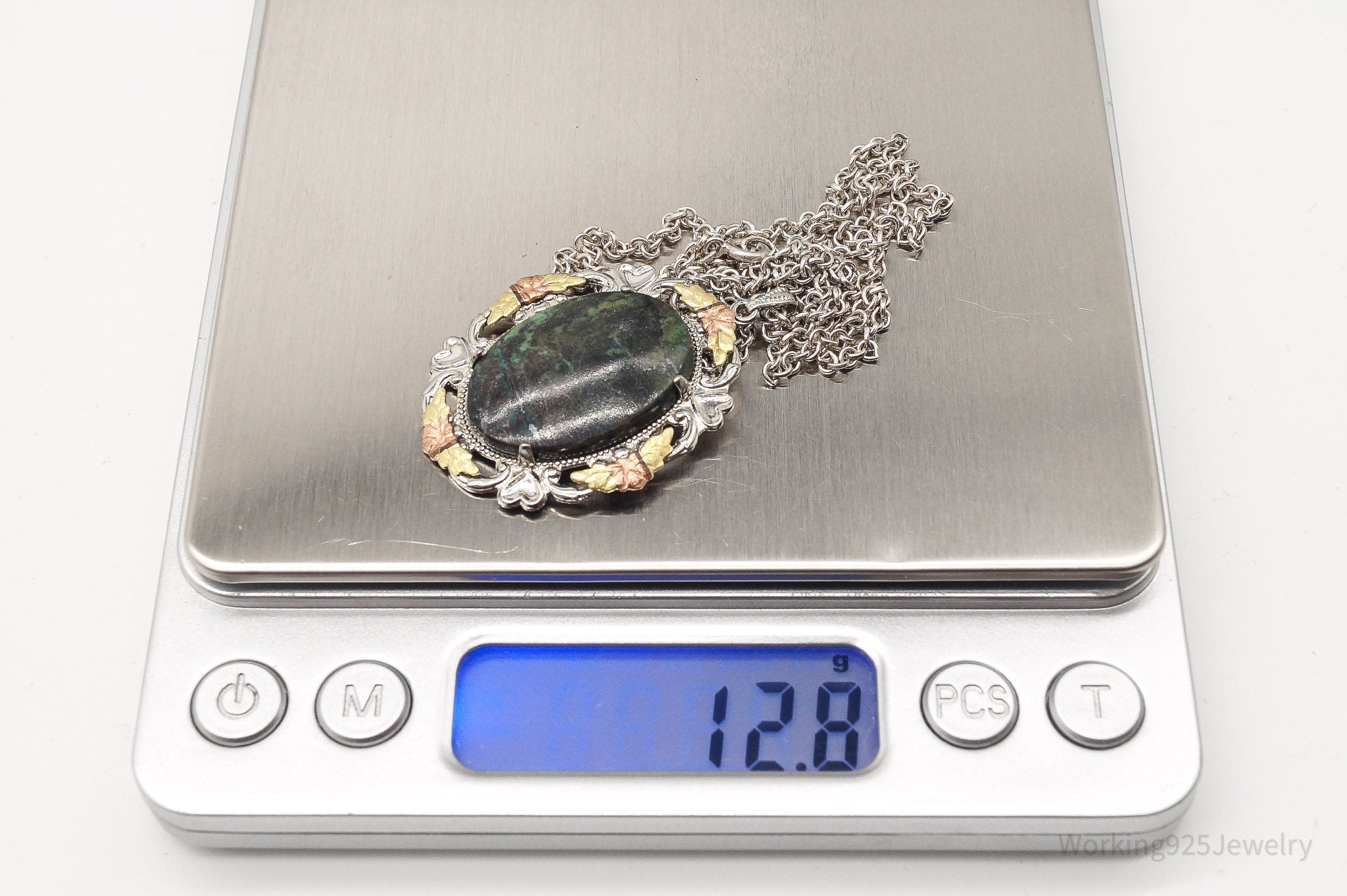 Vintage Green Stone 12K Gold Leaves Sterling Silver Necklace | Jewelry > Necklaces > Pendants | Wiccan Center