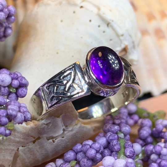 Syra Celtic Knot Ring in Sterling Silver