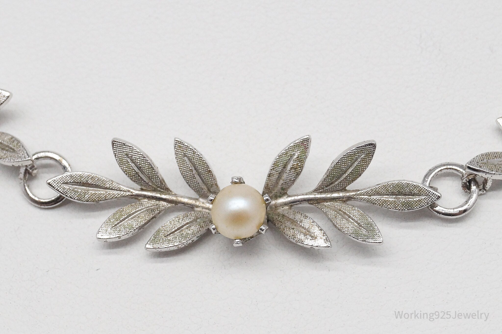 Vintage 1940s Designer Van Dell Pearl Sterling Silver Necklace | Jewelry > Necklaces | Wiccan Center