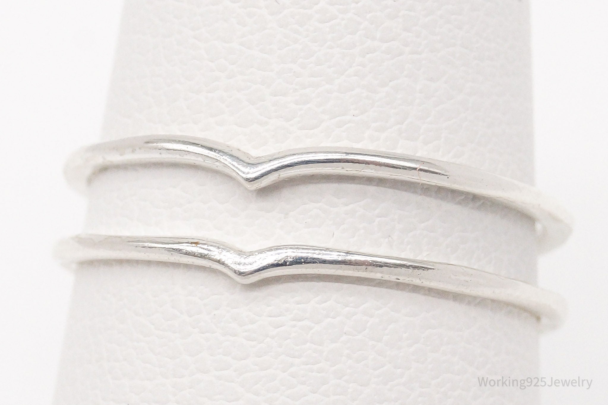 Vintage Ste Bee Waves Minimalist Sterling Silver Ring - Size 8 | Jewelry > Rings | Wiccan Center