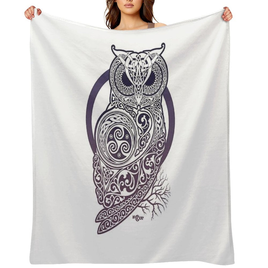 CELTIC OWL Travel-friendly Throw Blanket