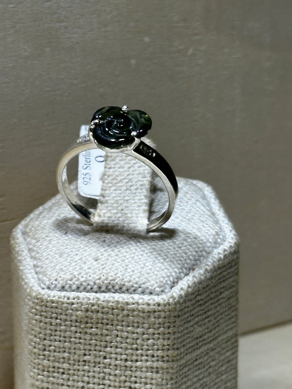 Green Tourmaline Flower Ring (03.0048)