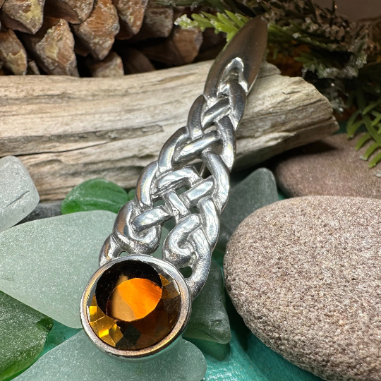 Overton Celtic Knot Kilt Pin - Handmade in Scotland | Kilt Pin | Wiccan Center