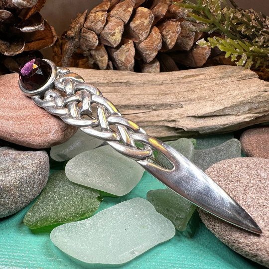 Overton Celtic Knot Kilt Pin - Handmade in Scotland | Kilt Pin | Wiccan Center