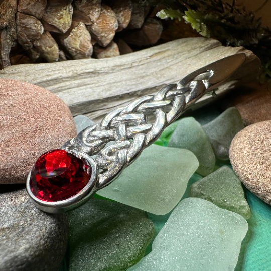 Overton Celtic Knot Kilt Pin - Handmade in Scotland | Kilt Pin | Wiccan Center